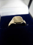9 Carat Gold Signet Ring by Henry Griffith & Sons, Birmingham, 1944 - Harrington Antiques
