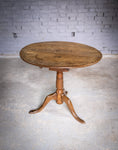 George II Provincial Oak Bird Cage Tilt Top Table, c.1740. - Harrington Antiques