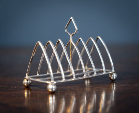 Sterling Silver Triangle Toast Rack by George Jackson & David Fullerton, 1899 - Harrington Antiques